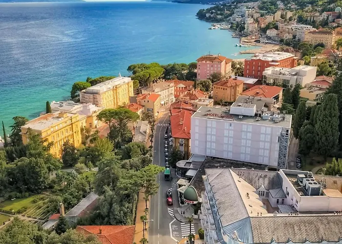 Blue Wave View Апартаменты *