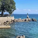 Blue Wave View * 오파티아